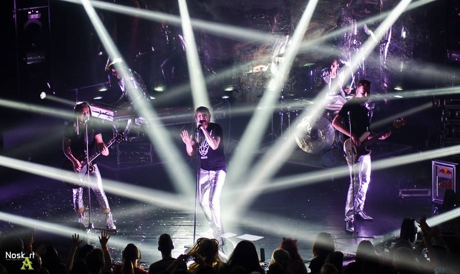 Zpěvák Mandrage skončil v nemocnici, nadcházející koncerty se ruší