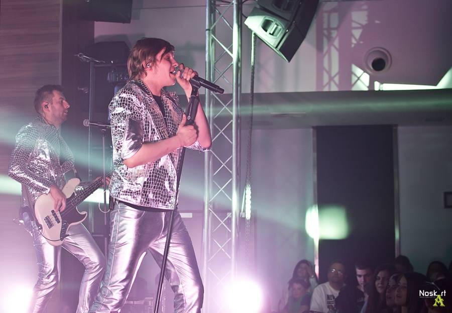 Zpěvák Mandrage skončil v nemocnici, nadcházející koncerty se ruší