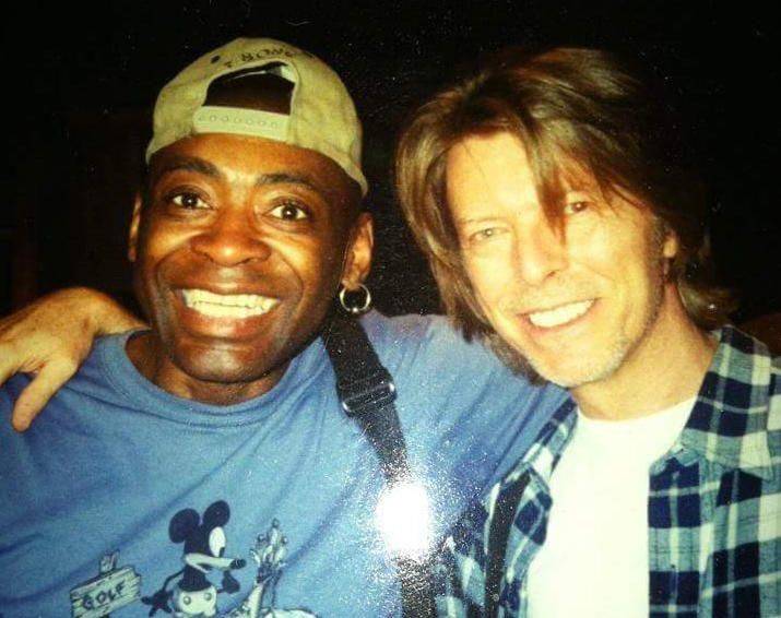 Zemřel Dennis Davis, bubeník Davida Bowieho
