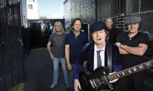 Brian Johnson z AC/DC: Koncertovat bohužel nemůžu, ale nahrávat ve studiu ano!