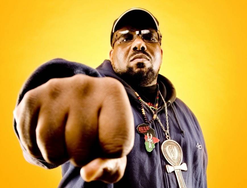 DJ Afrika Bambaataa do Rock Café v květnu nedorazí, je obviněn ze sexuálního zneužívání dětí