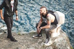 VIDEO: Rybičky 48 parodují boybandy. Jsou u toho i Pekař a Jakub Děkan