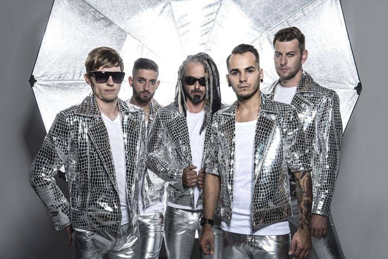 Sobotní Okoř zahájí Ewa Farna, kromě hudby dojde i na zorbing nebo kuchařskou show