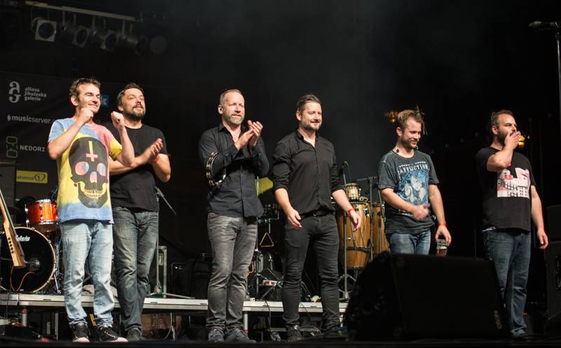 Koller & Friends míří do Plzně, do Papírny se chystá i Ben Cristovao