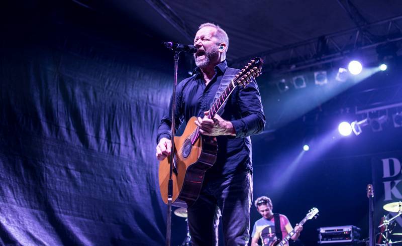 Koller & Friends míří do Plzně, do Papírny se chystá i Ben Cristovao