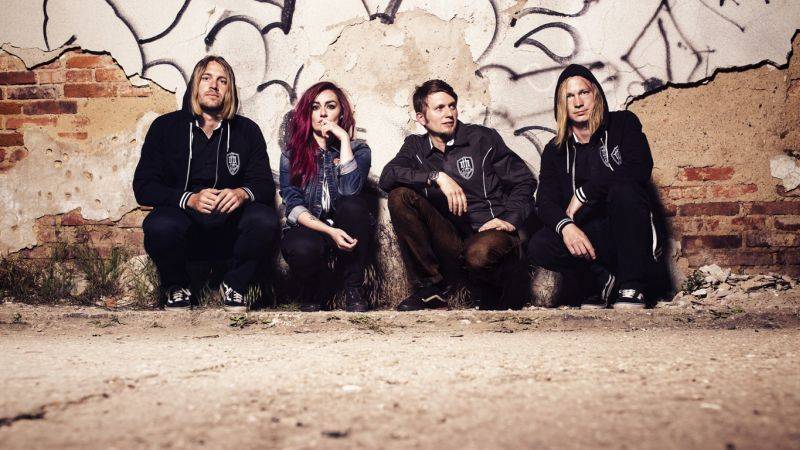 Dirty Blondes a švýcarští Bitch Queens se chystají na evropské turné, zahájí ho v pražském Rock Café