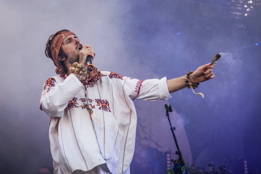 Crystal Fighters jedou do Prahy: Elektro-folkový uragán udeří v MeetFactory