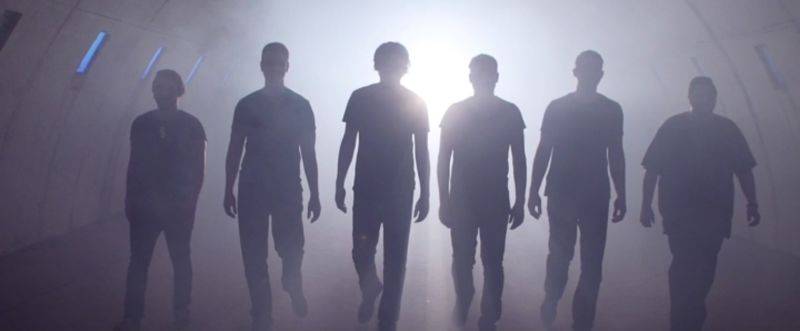 VIDEOPREMIÉRA: Crossoveroví výtečníci Alike vyzývají k životu teď a tady