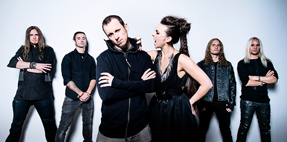 Amaranthe míří do Prahy s novým albem a obměněnou live show