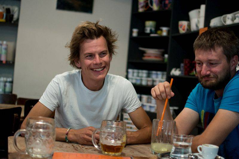 Prosincové turné Zrní bude česko-tibetské, v roli hosta vystoupí Loten Namling