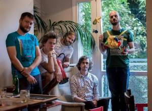 Prosincové turné Zrní bude česko-tibetské, v roli hosta vystoupí Loten Namling