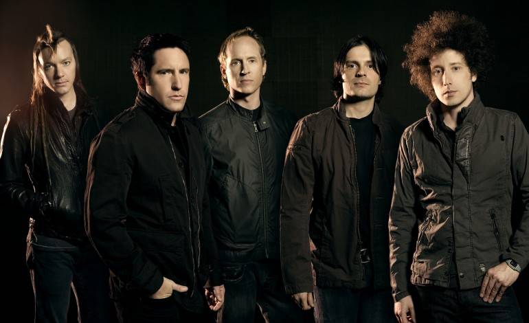 Vánoční překvapení Nine Inch Nails: Nová deska a vinyl, kde je 37 bonusů