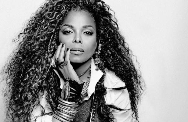 Janet Jackson je v padesáti letech poprvé mámou