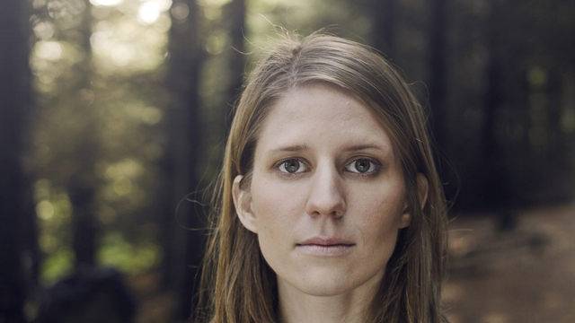 Markéta Irglová nahrála hudbu pro nový český film Miluji tě modře, skladbu v něm má i Michael Foret