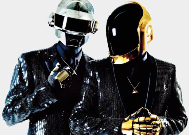 VIDEO: Vyrazí Daft Punk v roce 2017 na turné? Šifrovaná pozvánka naznačuje, že ano!