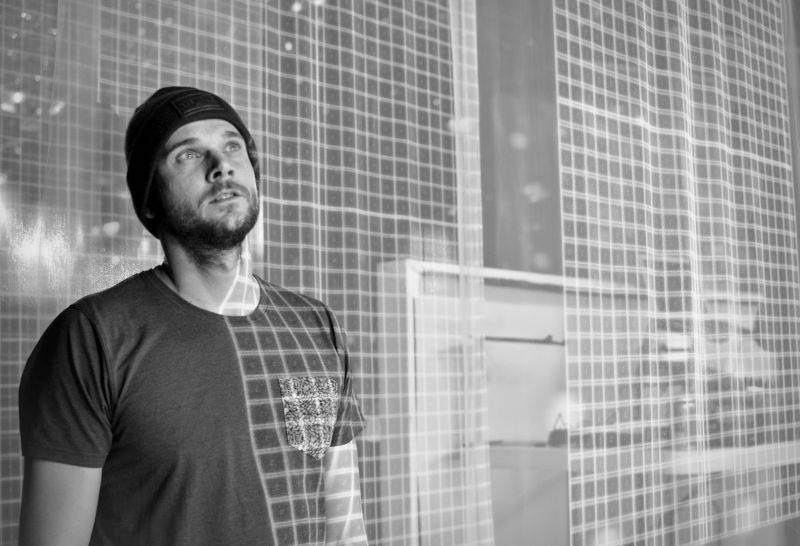 Stefan Biniak v únoru vystoupí v Radosti FX. Dorazí v rámci noci Berlin To Prague