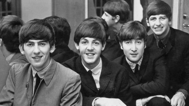 Paul McCartney se soudí o práva na hity Beatles