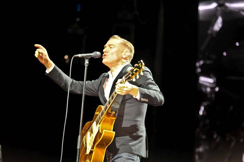 Bryan Adams se vrací, tentokrát zahraje v Brně