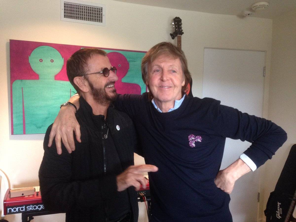 Dva zbývající Beatles - Paul McCartney a Ringo Starr - se sešli ve studiu. Co chystají?