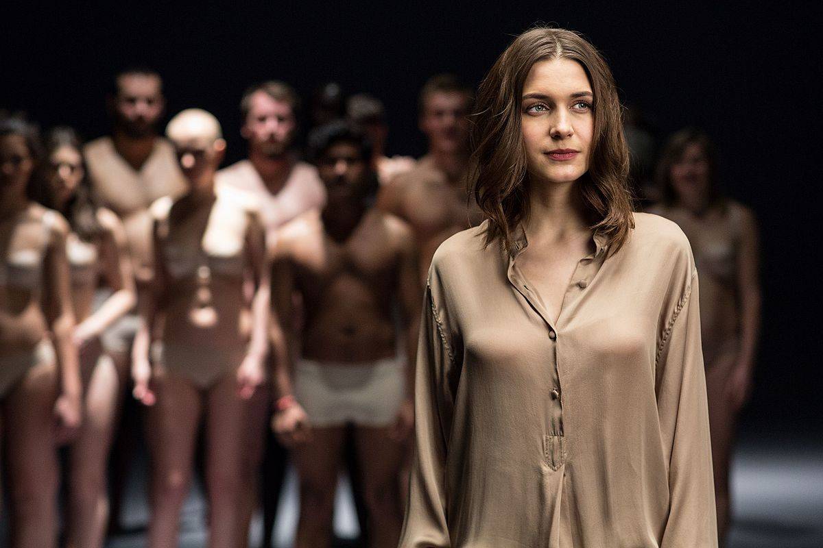 Handicapovaná ruská zpěvačka Julia Samoylova nesmí na Eurovizi. Ukrajinci ji do své země nepustí