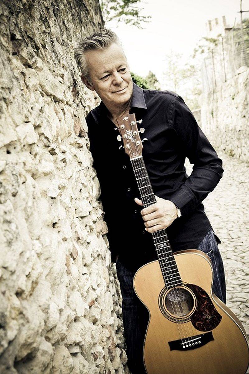 Kytarový mág Tommy Emmanuel odehraje v neděli v Praze jediný letošní koncert ve střední a západní Evropě