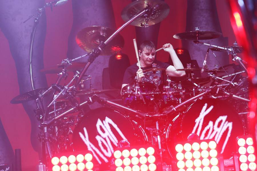 Basákem Korn na jihoamerickém turné bude syn Roberta Trujilla z Metalliky. Je mu 12 let