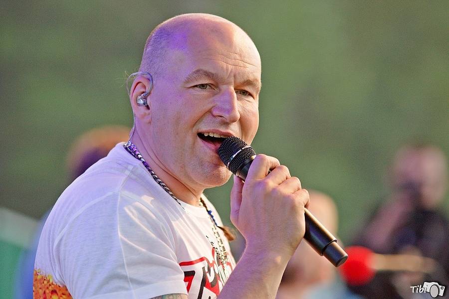 Tři sestry budou slavit na květnovém open airu 32 let. Z Británie jim přijedou popřát Sex Pistols Experience