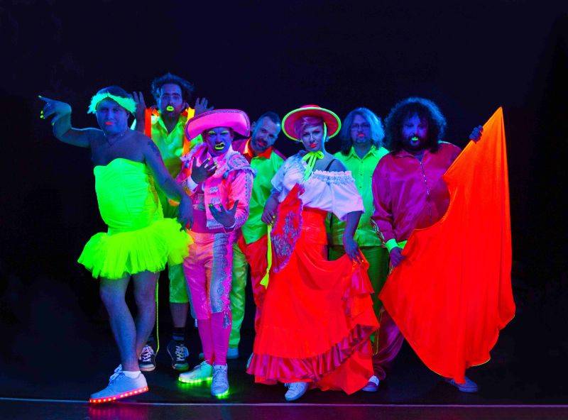 Monkey Business oslaví ve čtvrtek ve Žlutých lázních sladkých 17. Popřát přijde Jan Cina nebo Lake Malawi