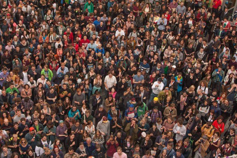 Praha znovu ožije hudbou. Umění v ulicích podpoří Tomáš Klus, Emma Smetana nebo držitel Grammy Ondřej Pivec