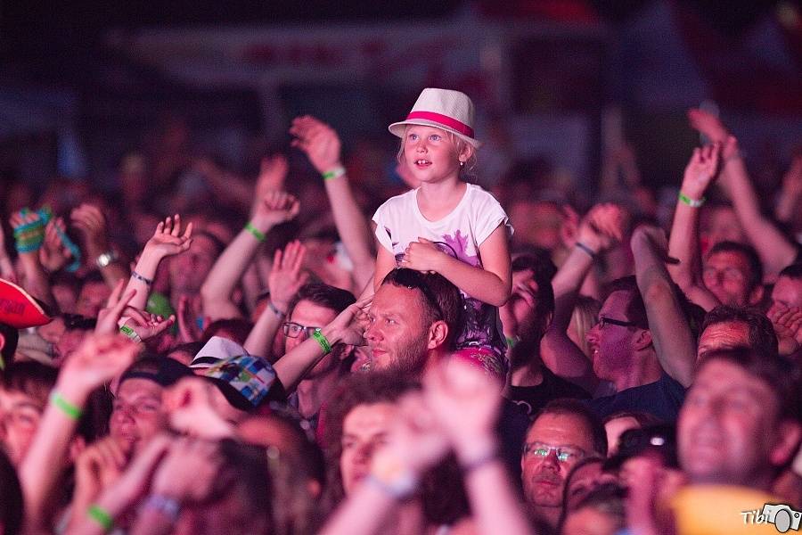 Na festivalu Přeštěnice zahrají Rybičky 48, Jelen i Mandrage, nedočkavci mohou vyrazit už na čtvrteční večírek