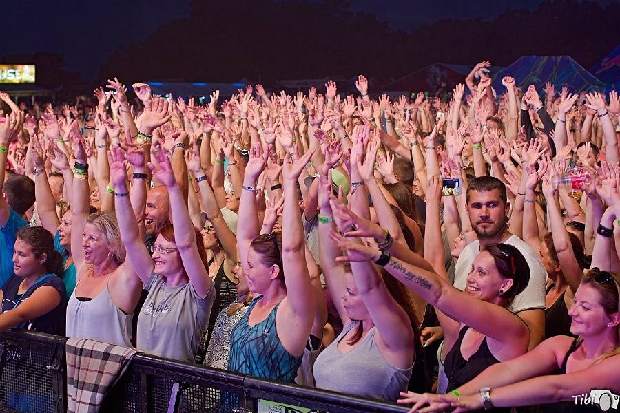 Na festivalu Přeštěnice zahrají Rybičky 48, Jelen i Mandrage, nedočkavci mohou vyrazit už na čtvrteční večírek