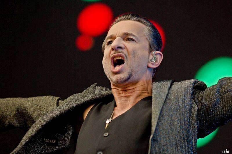 Depeche Mode zrušili koncert v Minsku, Dave Gahan byl hospitalizován v nemocnici