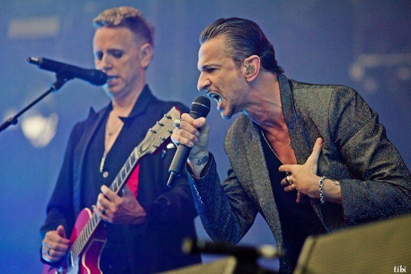 Depeche Mode zrušili koncert v Minsku, Dave Gahan byl hospitalizován v nemocnici