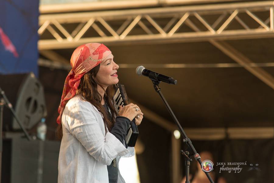 Hrady CZ se přesouvají na Rožmberk, Lucie Bílá si pochvaluje jejich dosavadní atmosféru