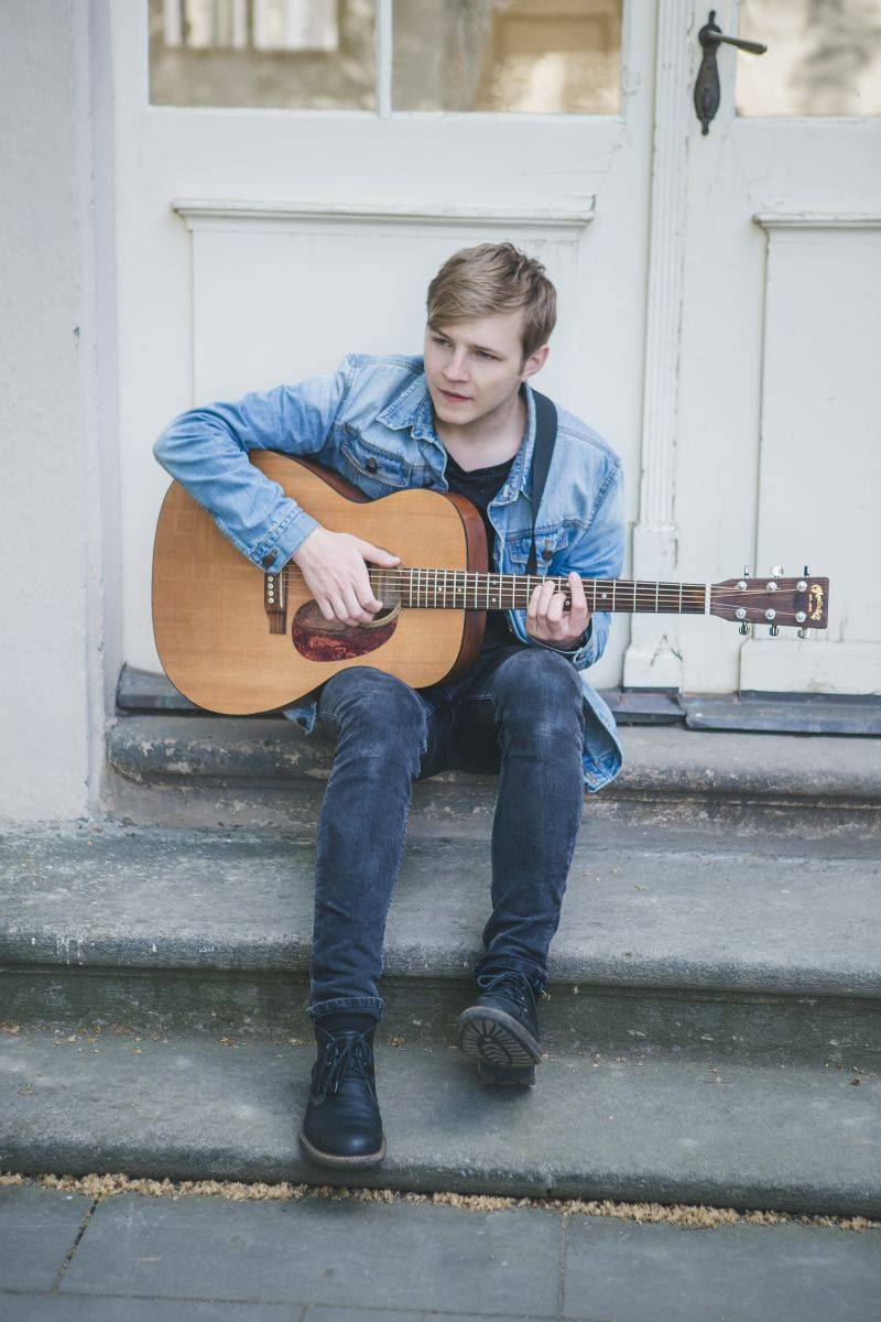 Thom Artway zahraje v říjnu v Paláci Akropolis, krom písní z andělského alba Hedgehog slibuje i novinky