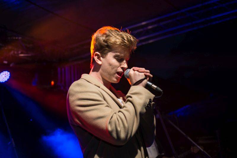 Universal představil talenty domácí scény, Poetika křtila desku, debutovala kapela Platonic