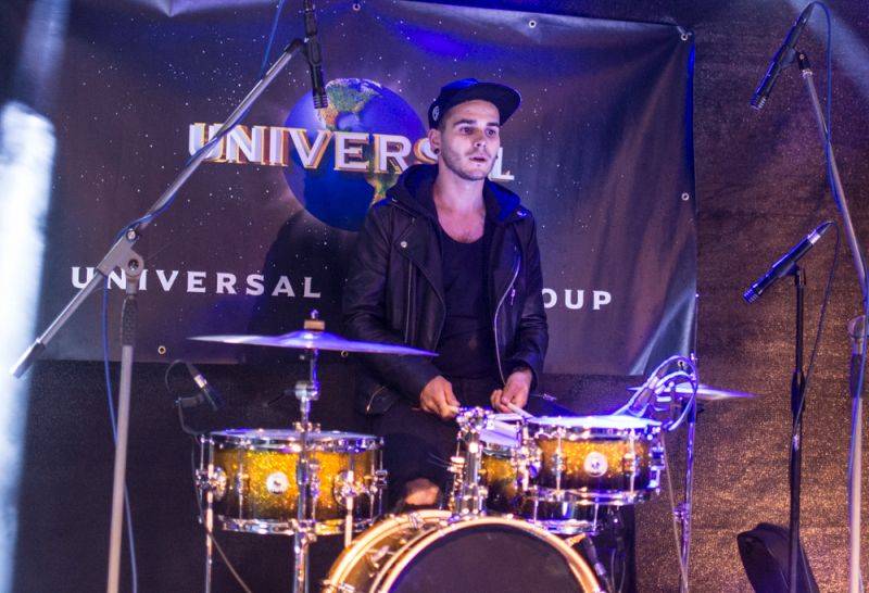 Universal představil talenty domácí scény, Poetika křtila desku, debutovala kapela Platonic