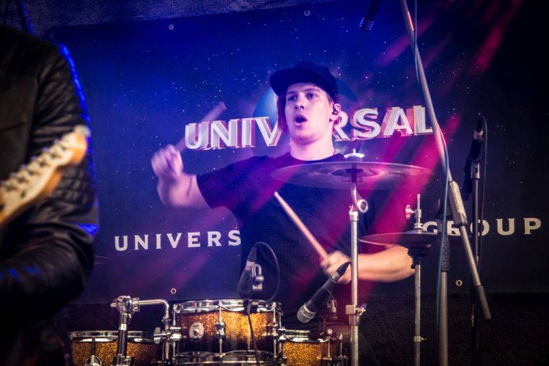 Universal představil talenty domácí scény, Poetika křtila desku, debutovala kapela Platonic