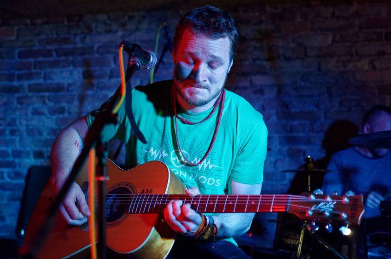 Wohnout čeká další várka unplugged koncertů, v listopadu a prosinci zamíří do divadel