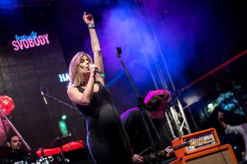 Festival svobody 17. listopadu ovládne Prahu, na Václavském náměstí vystoupí Laco Deczi nebo Zrní