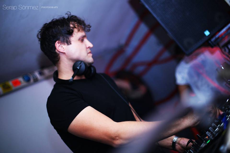 Do Chapeau Rouge míří Saytek, který už dobyl kluby v Berlíně i Londýně