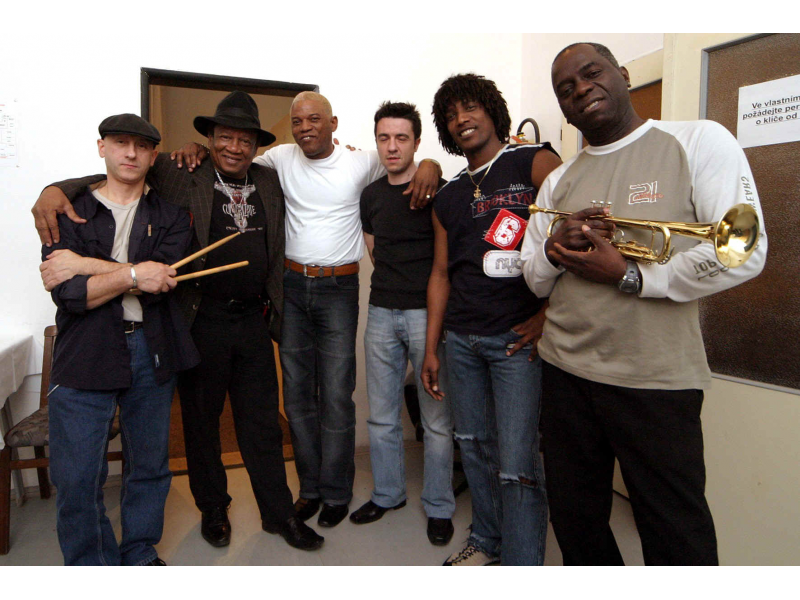 Kubánští Son Caliente zahrají v Chapeau Rouge to nejlepší z hudby Latinské Ameriky