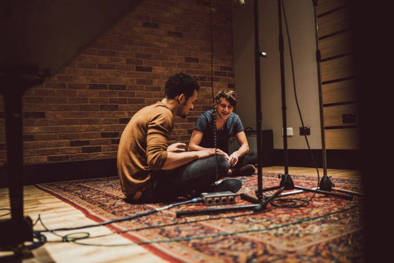 Ben Cristovao nahrává v legendárních Abbey Road Studios spolu s šestnáctiletým talentem