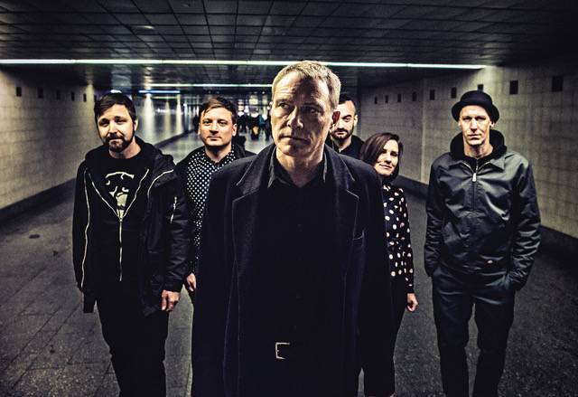 Roy Ellis aka Mr. Symarip vystoupí po Vánocích v Praze v doprovodu The Chancers