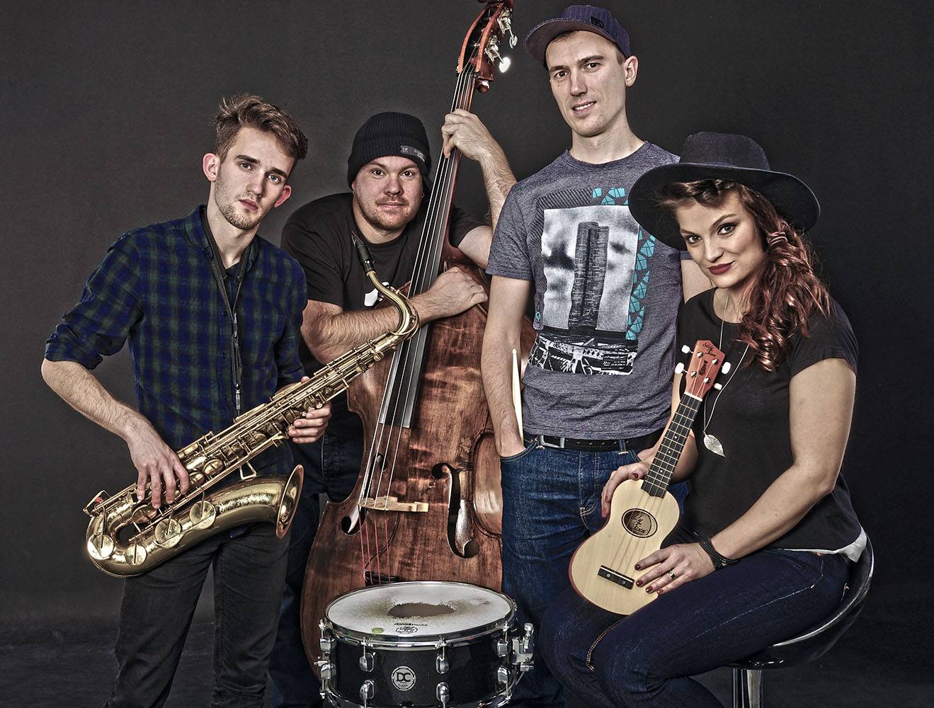 LadyPraga provádí Sociální experiment, desku pokřtí v Malostranské besedě 