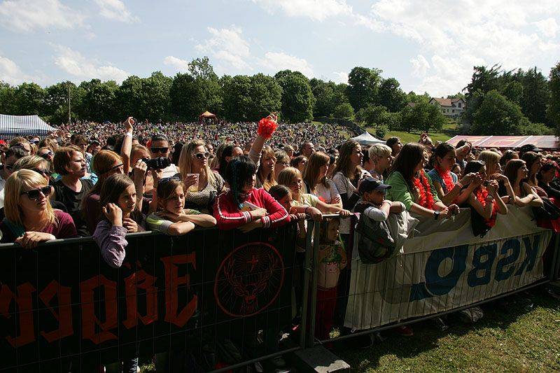 Okoř se šťávou čekají oslavy dvaceti let, vystoupí Hana Zagorová, Jelen, Mirai nebo Rybičky 48