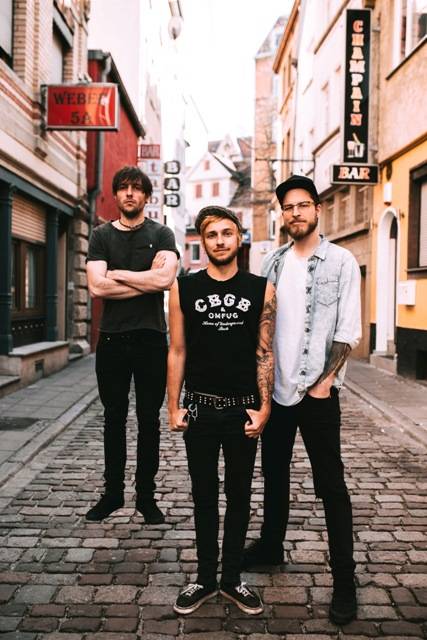 Pražský Mánesův most se v sobotu promění ve festivalové pódium. Zahrají Kraftklub, Mydy Rabycad i Ondřej Ruml