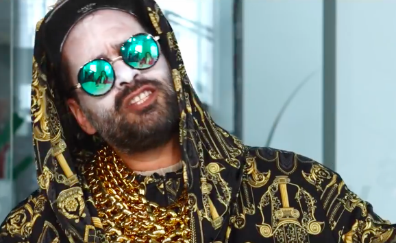 TOP 6 videoklipů týdne: The.Switch pohřbili zpěváka, Kapitán Demo parkuje uprostřed magistrály