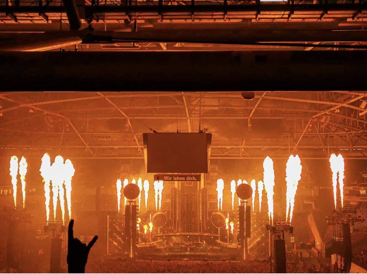 Jak vypadá nové turné Rammstein, na které se můžeme těšit v Praze? Je plné ohně a efektů