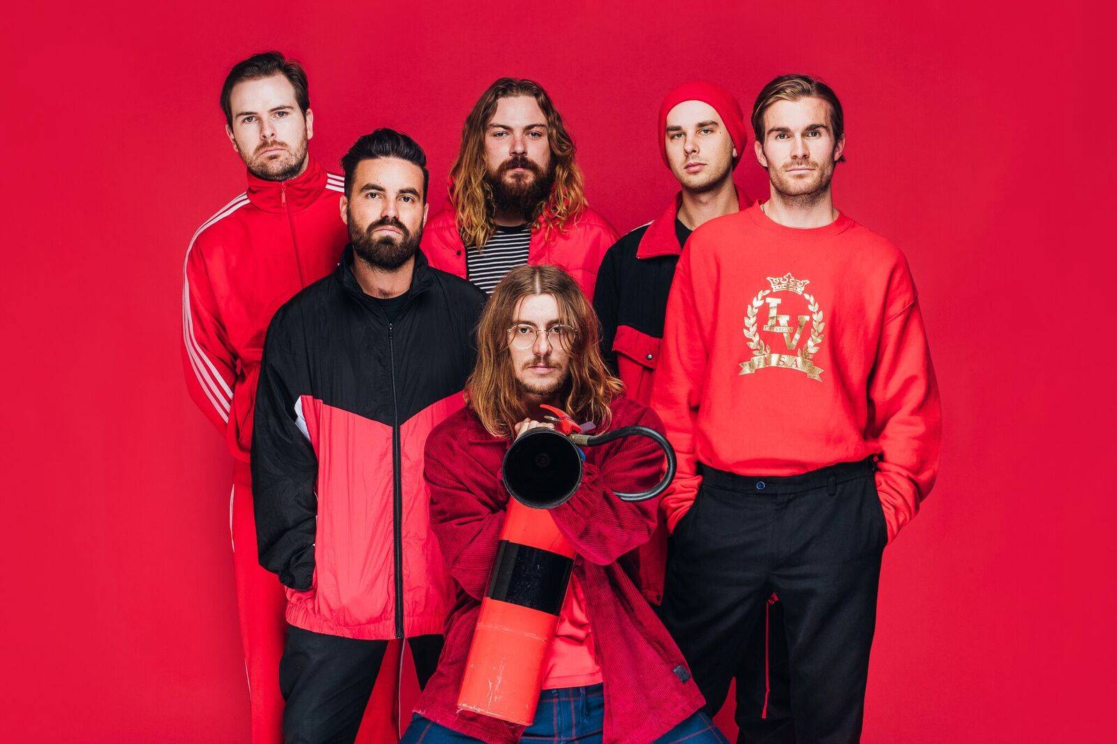 Do Chapeau Rouge zamíří Winston Surfshirt, oblíbenci Eltona Johna